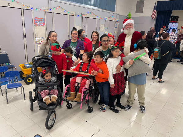 Nuffer Elementary Rotary Gift Giving Event - Rotary Norwalk / Santa Fe Springs